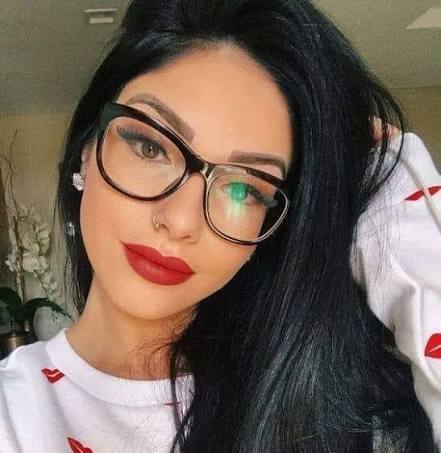 Laura Fernández